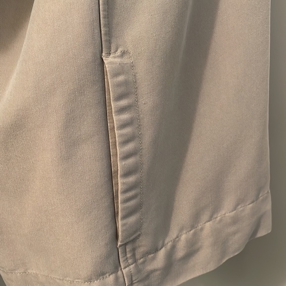 In Focus rayon blend button up, jacket, beige size medium (23-121) - Picture 5 of 11